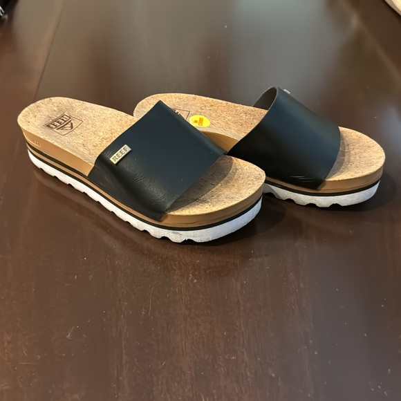 Reef Cushion Hi women’s sandals - Picture 2 of 3